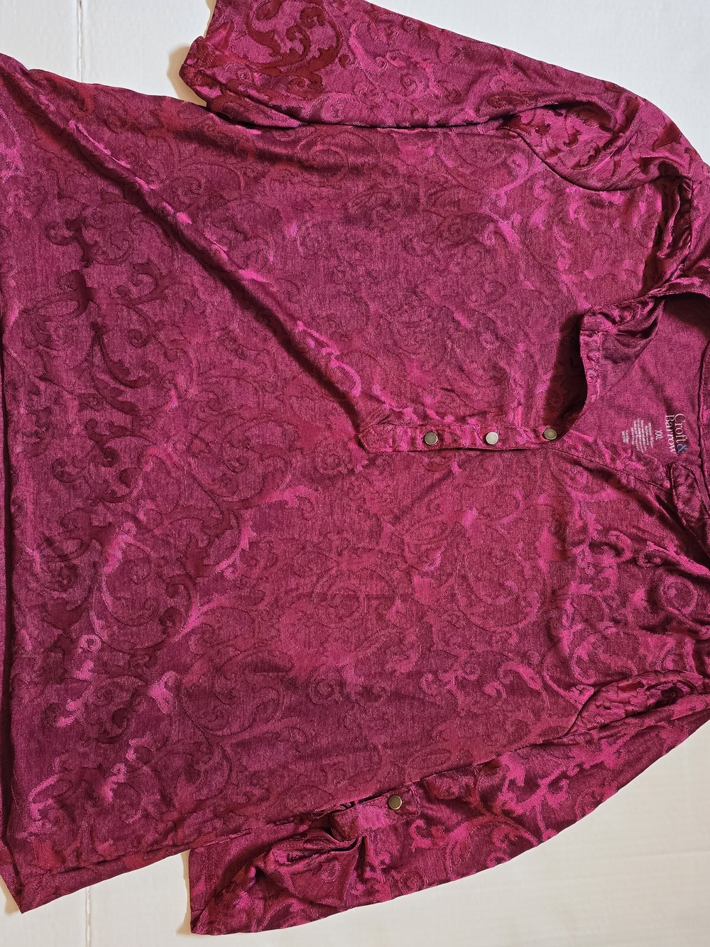 croft & barrow Women's Magenta Paisley Henley Top